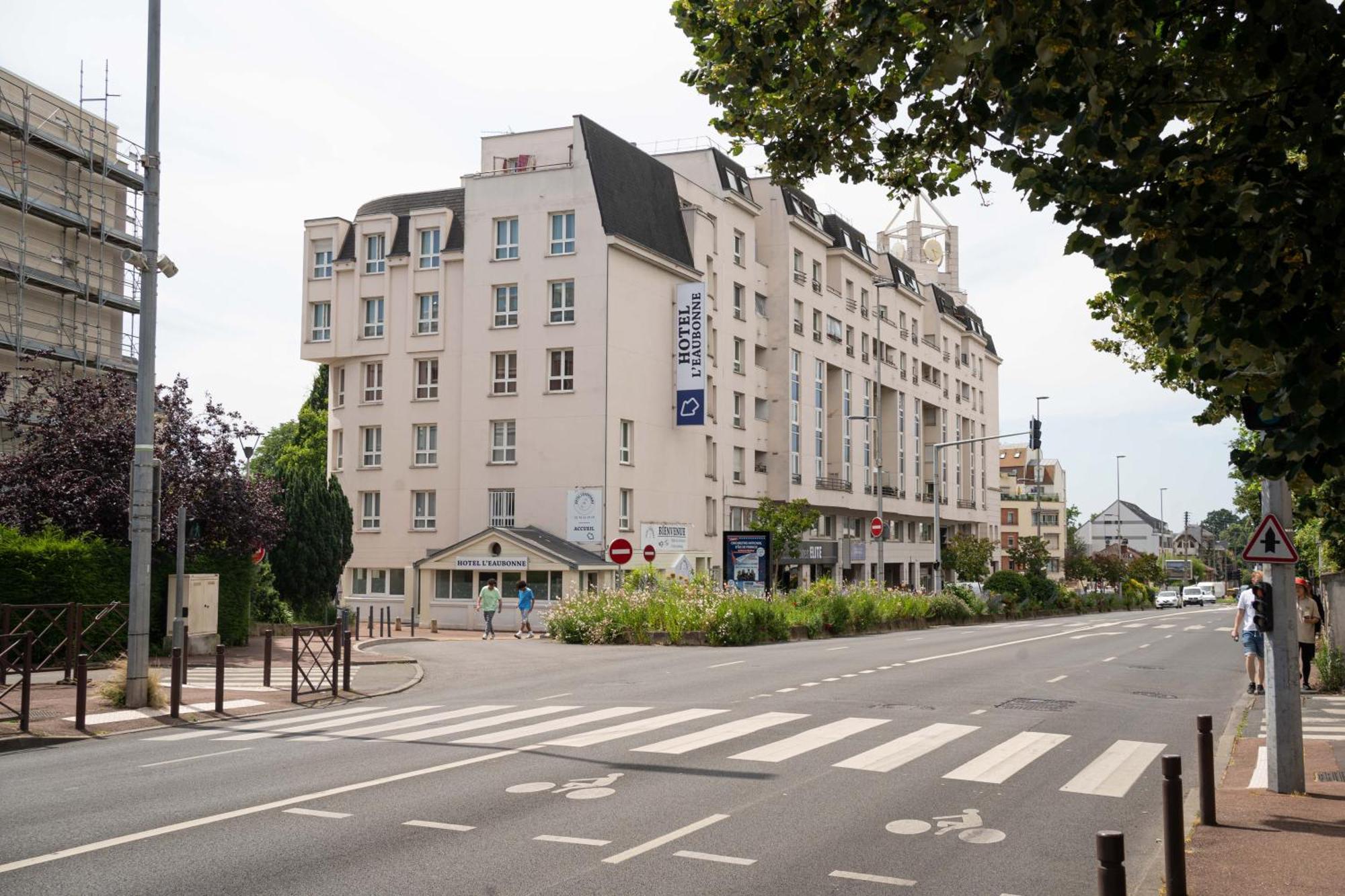 Hotel L'Eaubonne Exterior photo